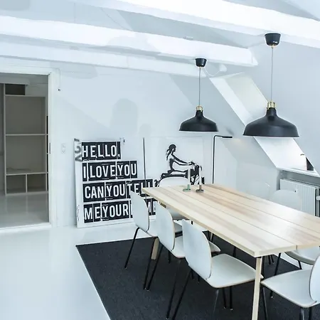 205sqm 2 Plan With 60sqm Private Rooftop Terrace Apartamento