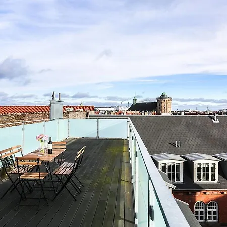 205sqm 2 Plan With 60sqm Private Rooftop Terrace *